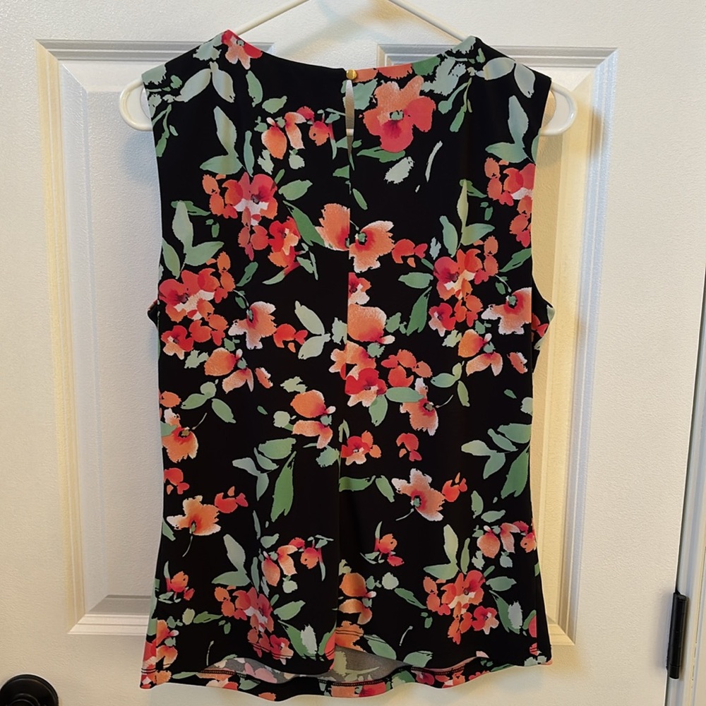 Calvin Klein sleeveless blouse size L - Picture 3 of 3